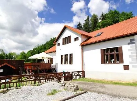 A Restaurace Na Letne Guest house
